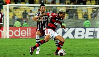Flamengo vence Fluminense
