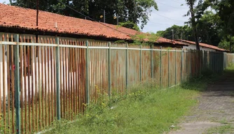 Lojistas denunciam estrutura precária no Centro de Produção do Mocambinho