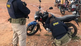 PRF recupera duas motocicletas adulteradas na cidade de Bom Jesus