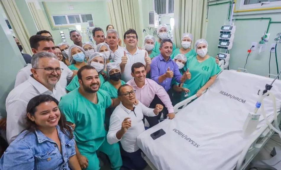 Rafael Fonteles inaugura obras em Campo Maior.