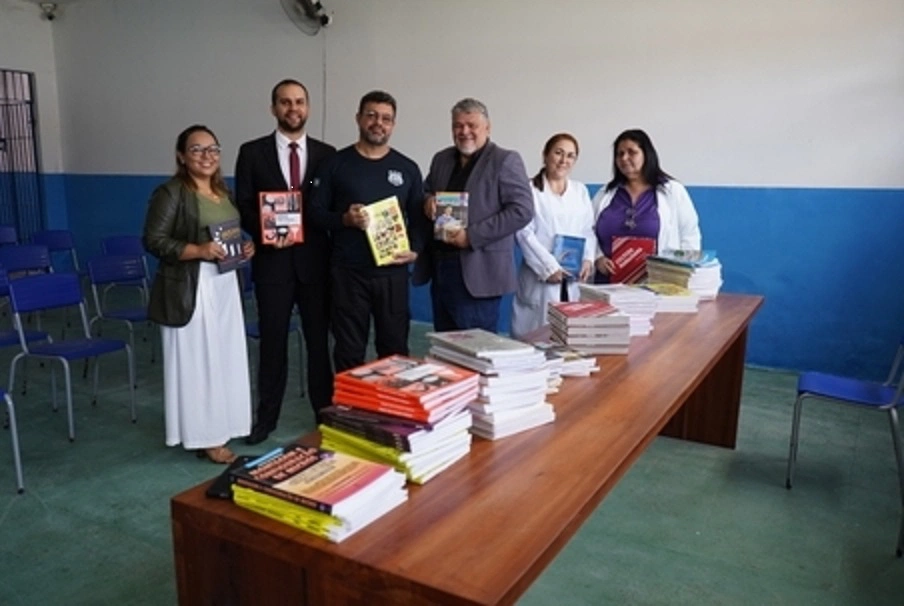 Penitenciária Mista de Parnaíba recebe doações de livros