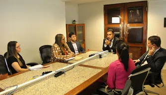 Corregedoria do Foro Extrajudicial em reunião com a ADH.