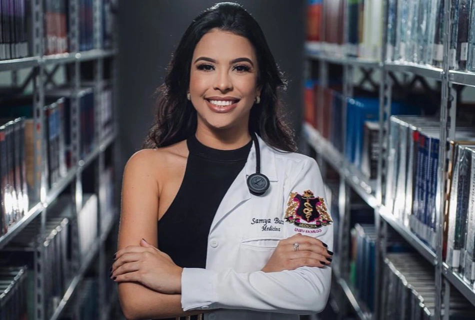 Estudante de medicina, Samya Bucar.