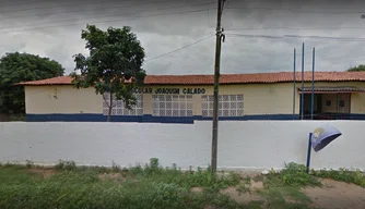 Escola municipal Joaquim Calado.