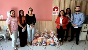 OAB-PI entrega cestas básicas na Casa de Maria e Casa São José