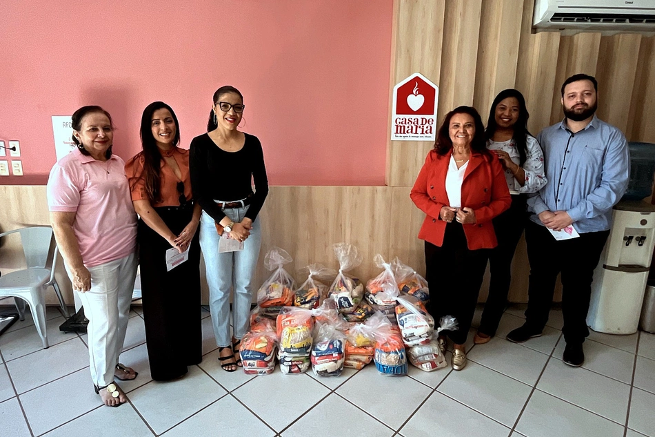 OAB-PI entrega cestas básicas na Casa de Maria e Casa São José