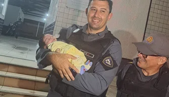 Polícia Militar salva recém-nascido vítima de engasgo em Timon.