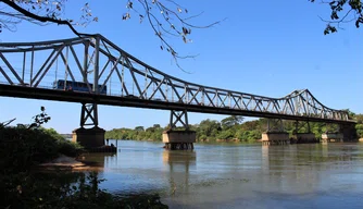 Ponte Metálica