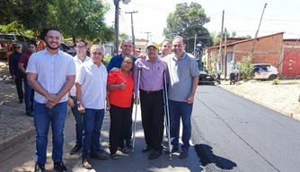 Dr. Pessoa dá início ao asfaltamento das principais avenidas e ruas da Vila São Francisco Sul