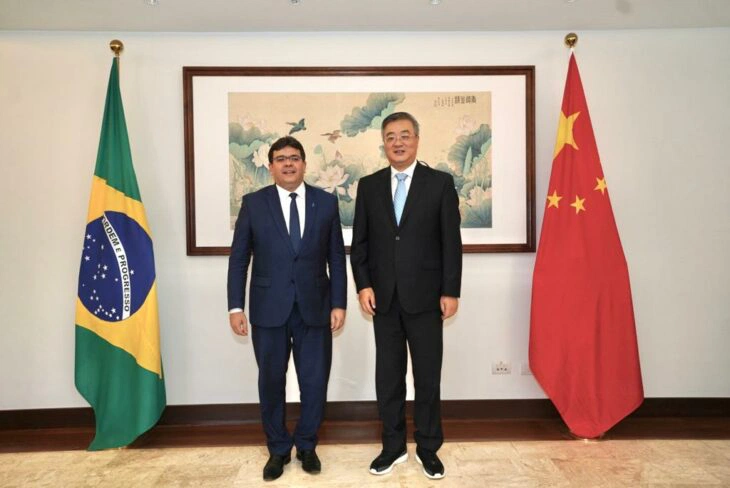 Rafael Fonteles e Zhu Qingqiao, embaixador da China