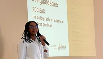 Gerente de Estudos Sociais da Cepro, Lara Danuta.