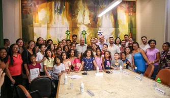 Dr.Pessoa se reúne com crianças no "Café com o Prefeito"