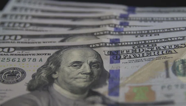 Dólar