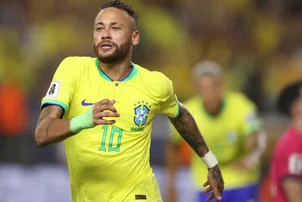 Neymar não viaja com seleção para amistoso e segue em recuperação 