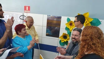 Dr. Pessoa inaugura reforma do Hospital do Matadouro em Teresina.