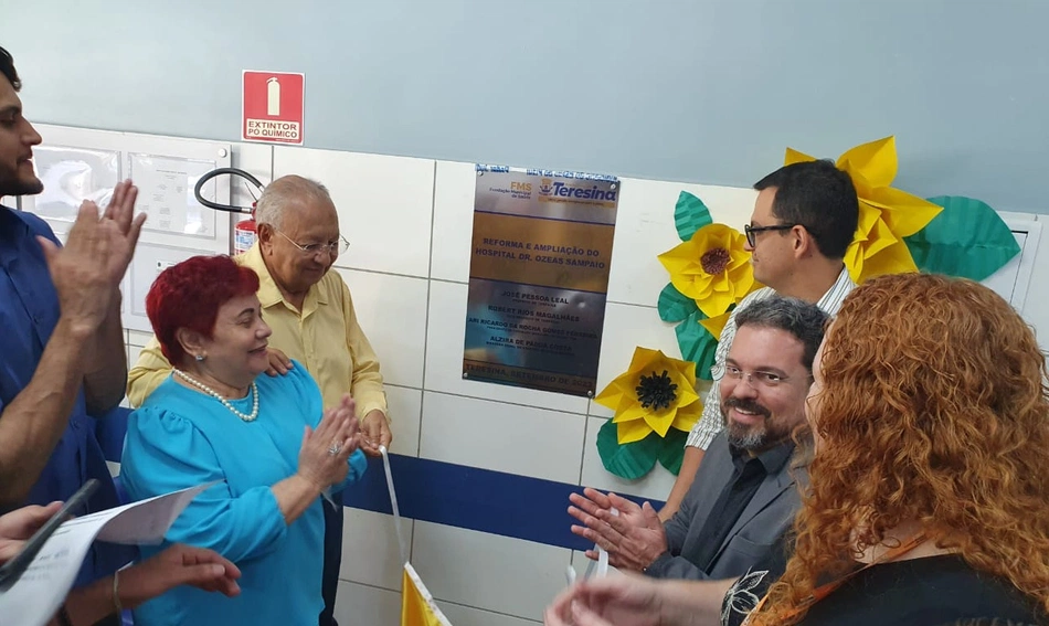 Dr. Pessoa inaugura reforma do Hospital do Matadouro em Teresina.