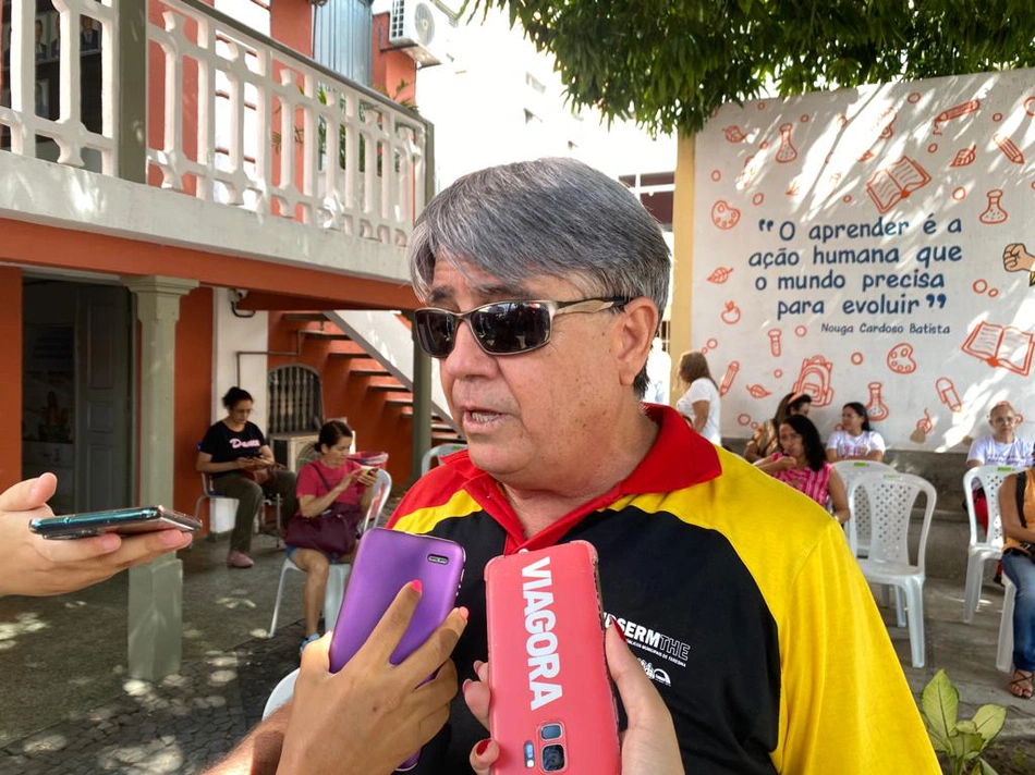 Sinésio Soares, presidente do Sindserm