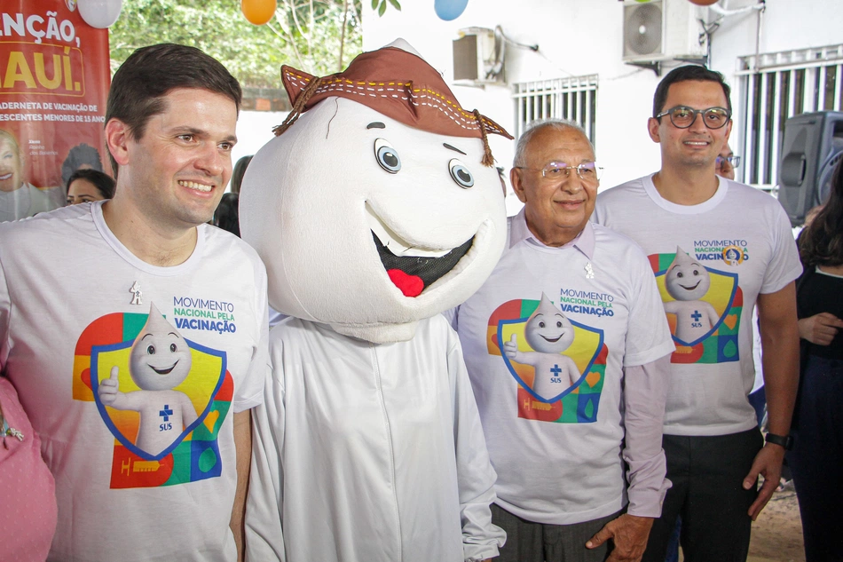 Dr. Pessoa participa da abertura da Campanha de Multivacinação em Teresina