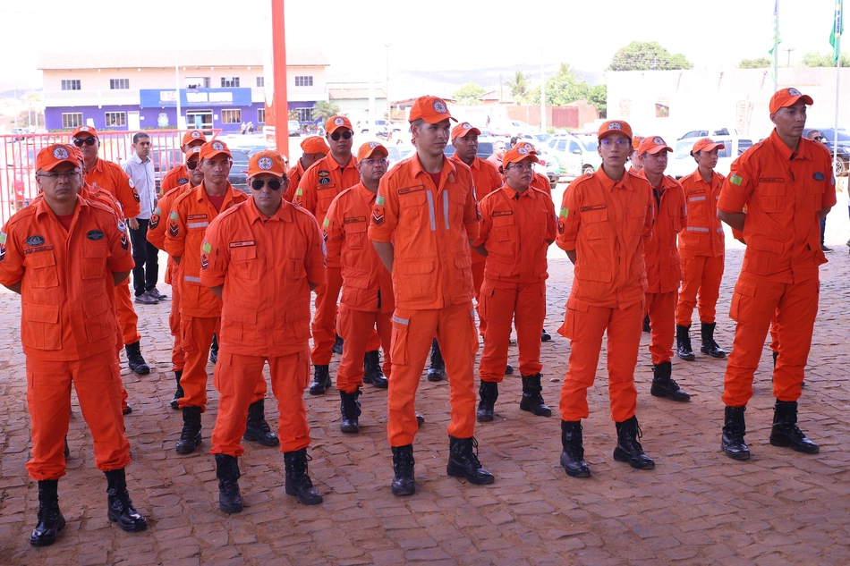 Novo quartel do Corpo de Bombeiros é inaugurado na cidade de Oeiras