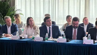 Rafael Fonteles em reuniões na China.