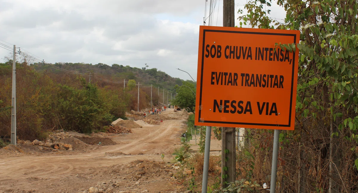 Obras da Av. Dom Helder Câmara