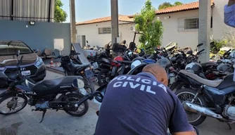 Polícia Civil realiza devolução de motocicletas roubadas