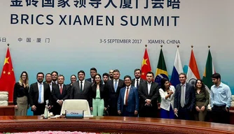 Governador visita Centro dos BRICS na China.