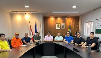 Chico Lucas se reúne com representantes das Forças de Segurança Pública.
