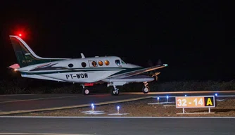 Primeiro voo noturno no aeroporto de Picos
