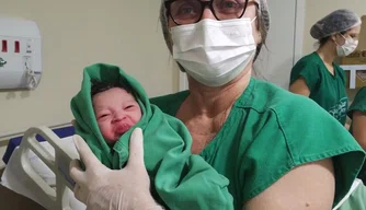 Lucka Ghael o primeiro neném da Nova Maternidade Evangelina Rosa