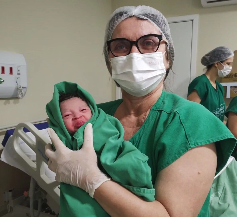 Lucka Ghael o primeiro neném da Nova Maternidade Evangelina Rosa