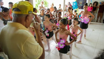 Ação social promovida no Residencial Teresina Sul