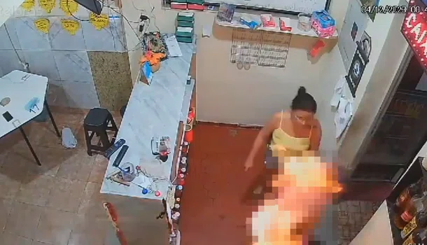 Mulher é presa após atear fogo em marido no Rio de Janeiro