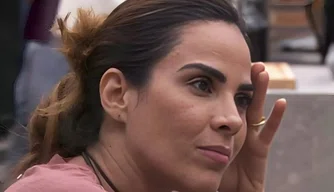 Wanessa Camargo no BBB 24; ela tem tido dificuldades para tomar banhos no reality show.