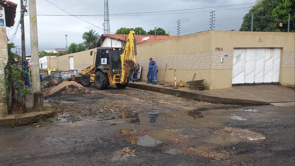 A prefeitura realiza o início das obras recuperação da drenagem