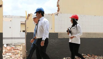 Secretário Flávio Júnior visita obras da UESPI em Teresina