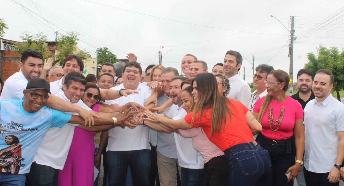 Rafael entrega primeira obra do Orçamento Participativo em Teresina