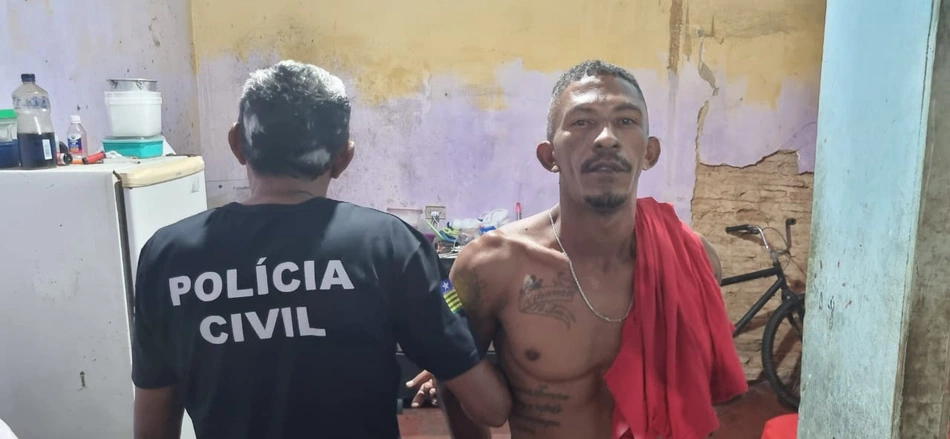 Polícia Civil realiza prisão de duas pessoas por tráfico de drogas