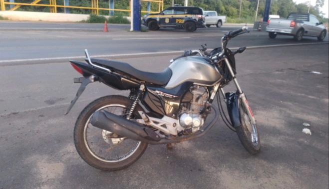 Motocicleta recuperada pela PM-PI em Teresina