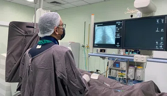 HGV realiza cirurgia pioneira de implante de cardiodesfibrilador