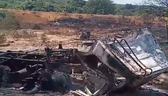 Grave acidente na rodovia resulta na morte de motorista e passageiro carbonizados