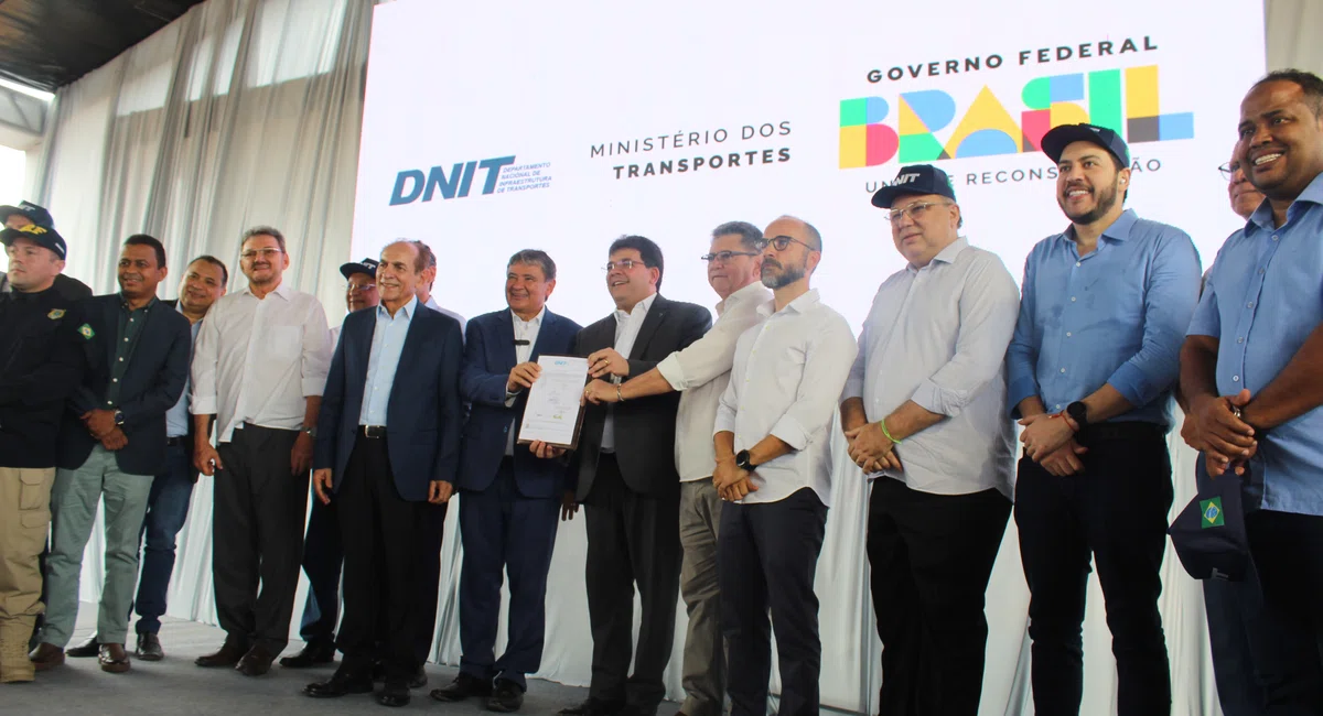 Governador do Piauí e DNIT assinam ordem de serviço para duplicação da BR-343