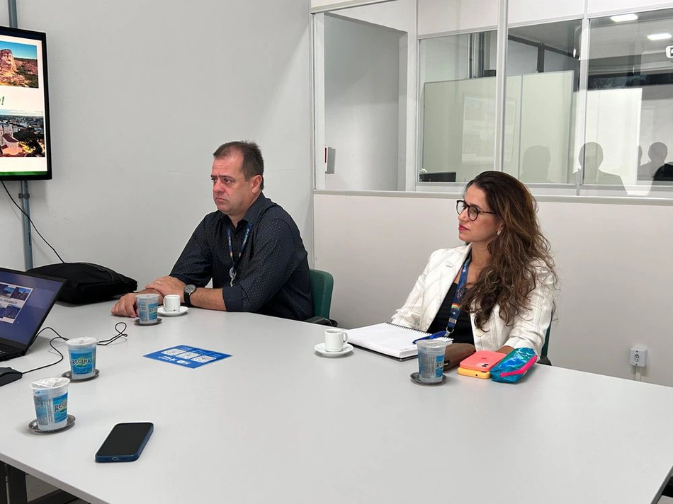Gestores da Bradespi e equipe da AGE-PE