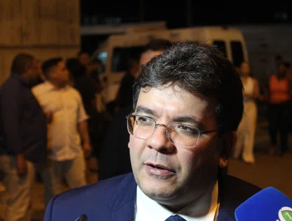 Rafael Fonteles envia à Alepi projeto de reajuste salarial para professores