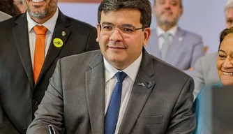 Governador do Piauí durante solenidade de posse do Consórcio Nordeste