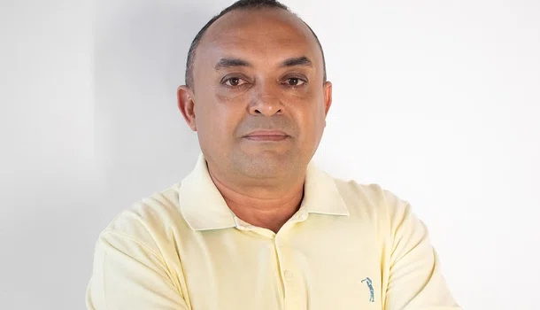 Promotora investiga prefeito Zé Barbosa após renovar desde 2022 contrato com empresa