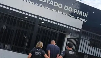 Suspeito de roubar e adulterar veículos em Teresina