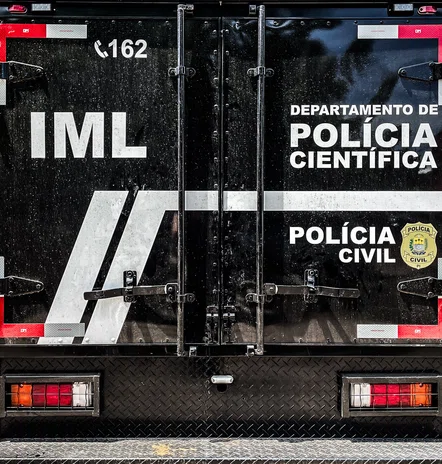 Cantor morre em acidente envolvendo carreta e carro em Campo Grande do PI