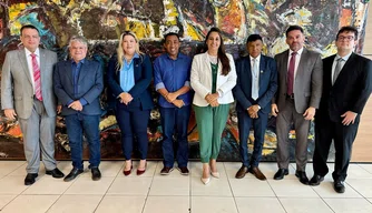 Reunião entre deputados e vereadores de oposição