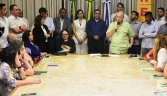 Reunião no Palácio da Cidade